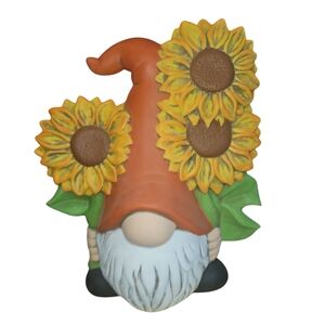 Gnome with sunflowers